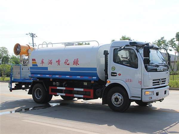 東風(fēng)多利卡D7霧炮車