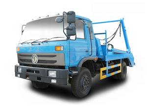 東風(fēng) 145型擺臂式垃圾車(chē)