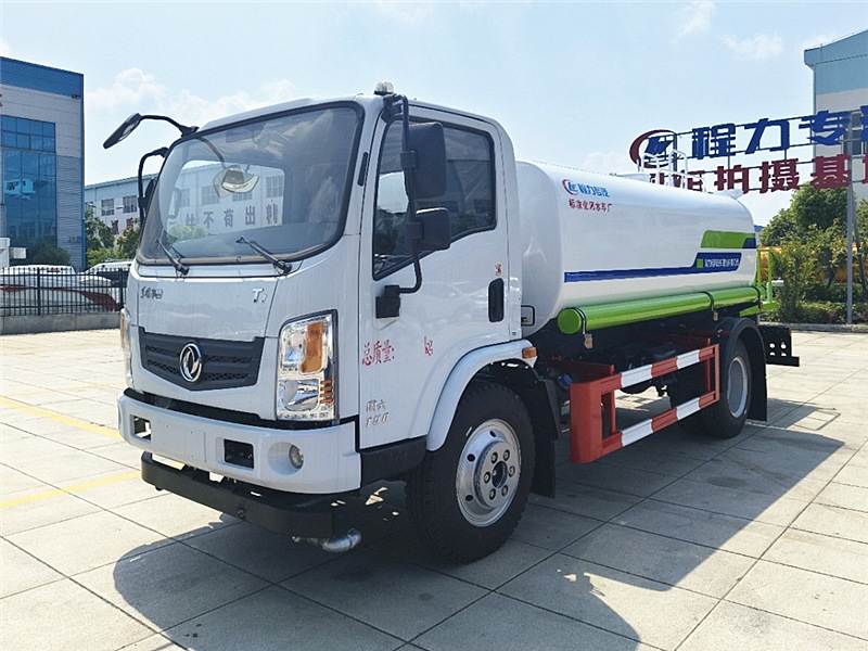 東風華神9.3噸灑水車