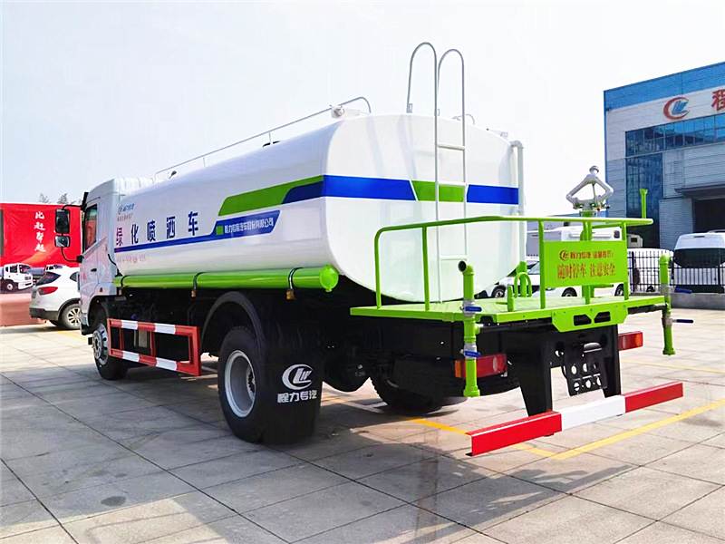 國(guó)六東風(fēng)華神F5灑水車