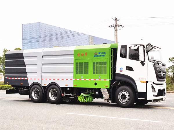 東風(fēng)天龍后雙橋洗掃車