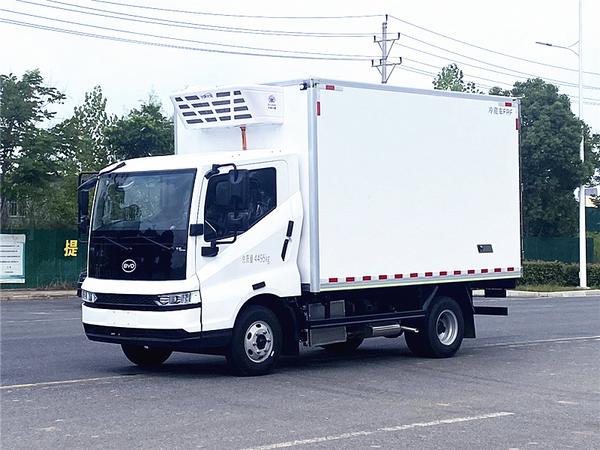 比亞迪T5DM混動(dòng)冷藏車(chē)